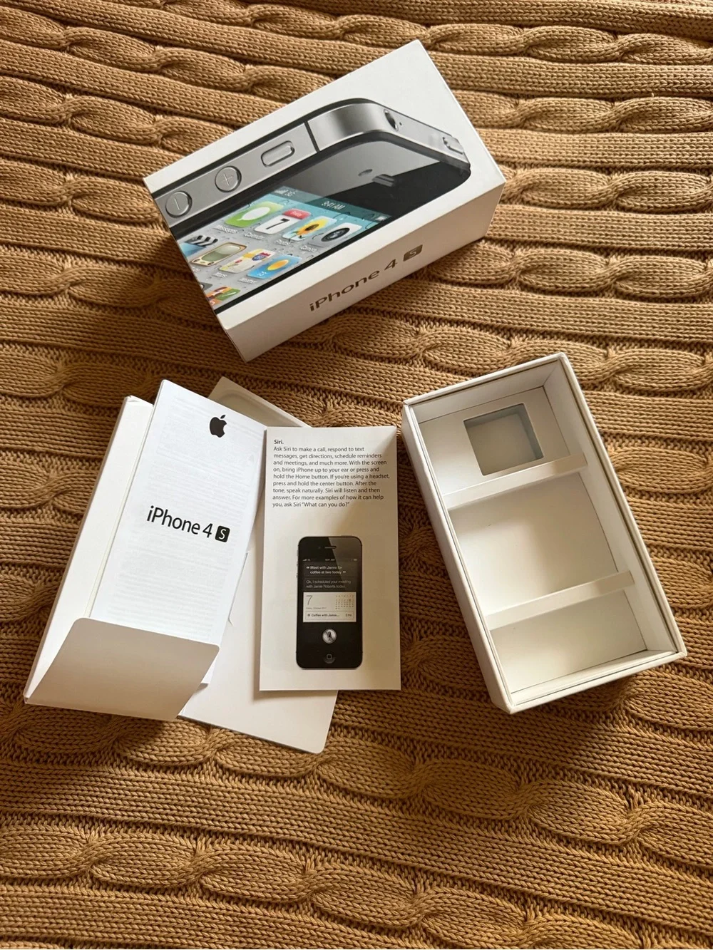 Apple iPhone 4S original box